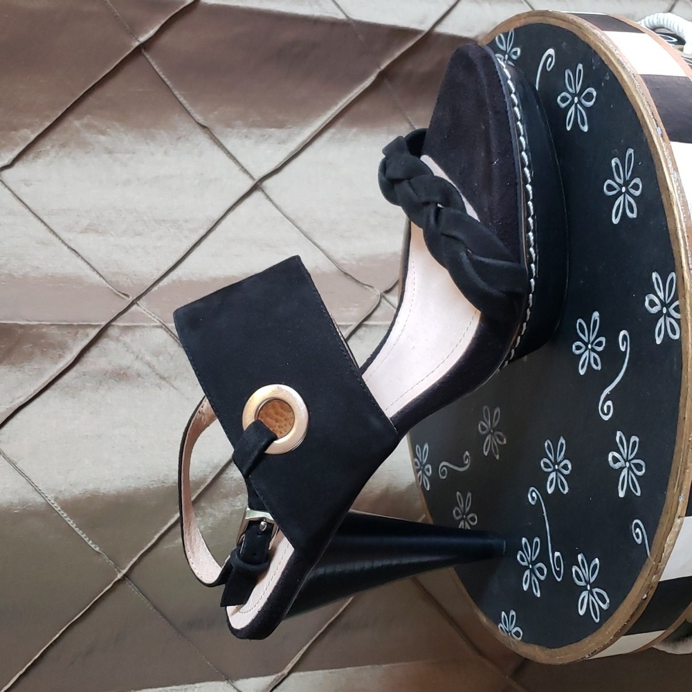 EUC- STUNNING Pilar Abril Suede Stiletto Sandal